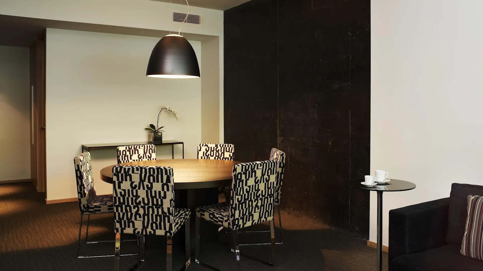 Le Germain Hotel Maple Leaf Square Toronto 4*,  Canada