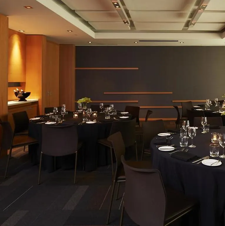 Le Germain Hotel Maple Leaf Square Toronto 4*,  Canada