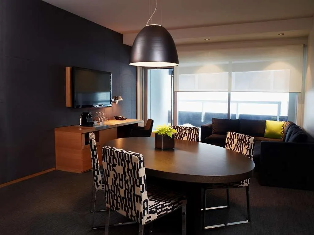Le Germain Hotel Maple Leaf Square Toronto 4*,  Kanada