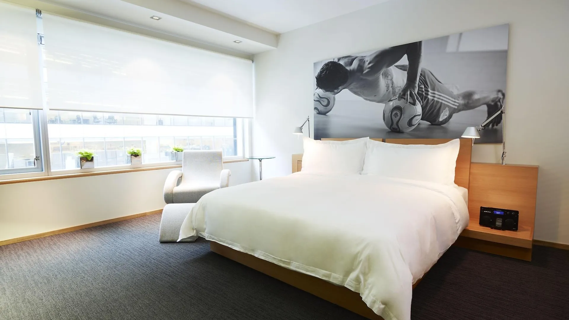 Le Germain Hotel Maple Leaf Square Toronto